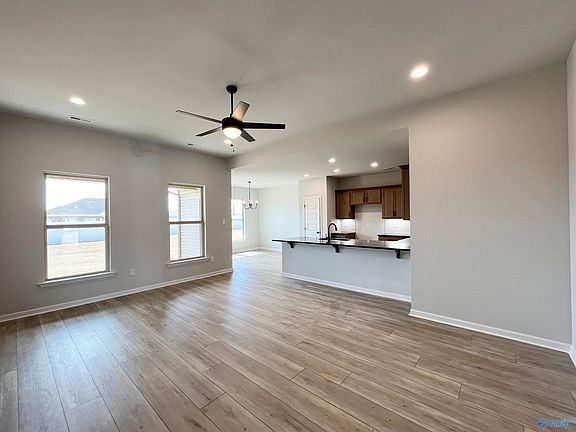 2nd image of 120 Parvin Way Dr