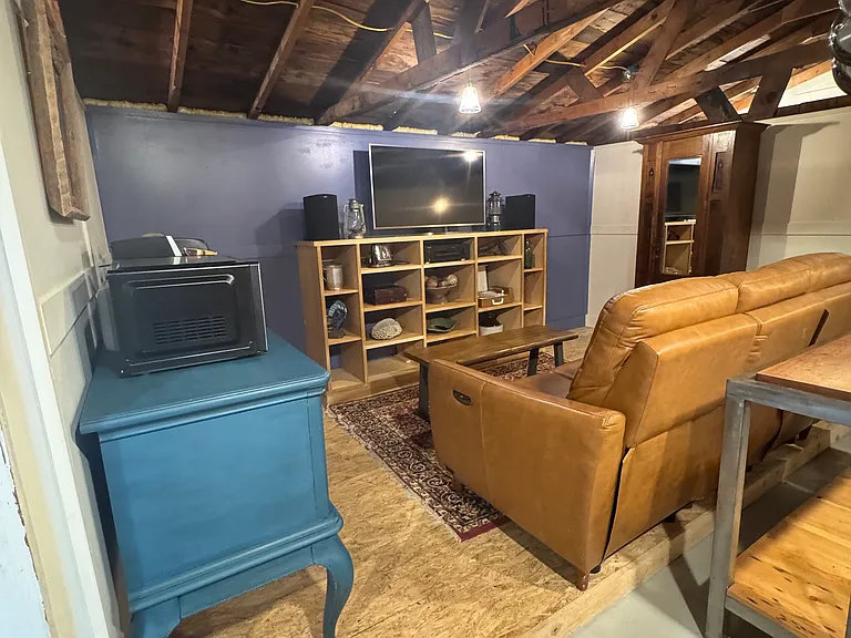 280 E Helm Ave #B — Photo 9