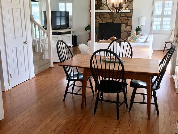 4th image of 38393 Walnut Ln