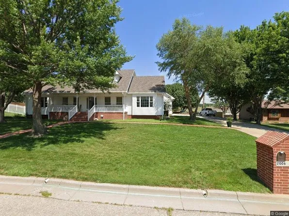 2006 Carter Ave, Augusta, KS 67010