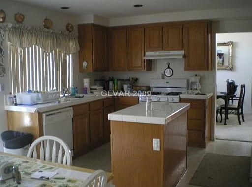 2nd image of 1714 Night Shadow Ave