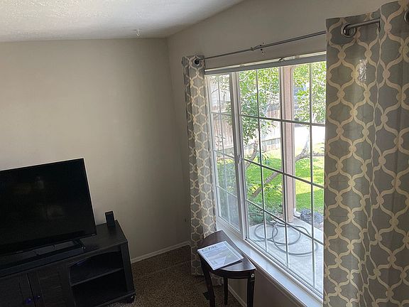 4th image of 1375 W Kesler Dr