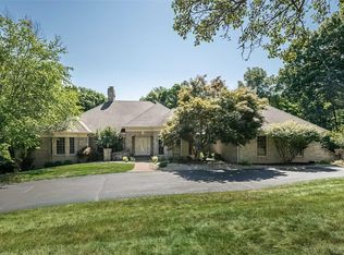 1356 Wildhorse Parkway Dr, Chesterfield, MO 63005