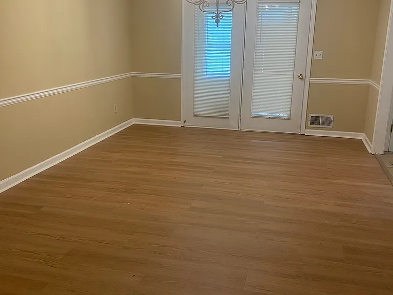 218 Benton Flds — Photo 5