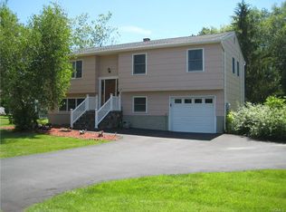 15 Lincoln Rd, Monroe, NY 10950