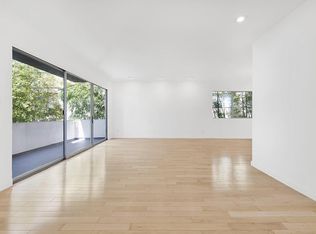 7767 Hollywood Blvd APT 202, Los Angeles, CA 90046