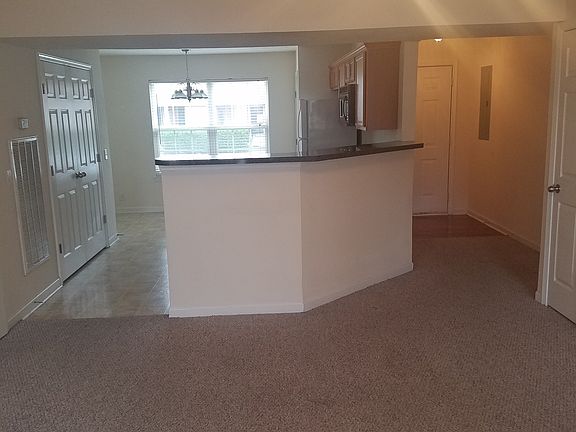 2nd image of 171 Wolverine Ct