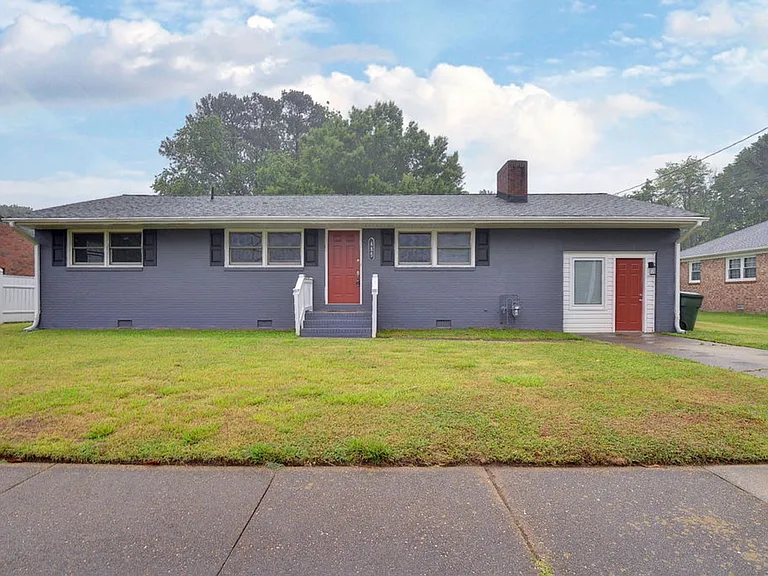 485 Colony Rd — Photo 1