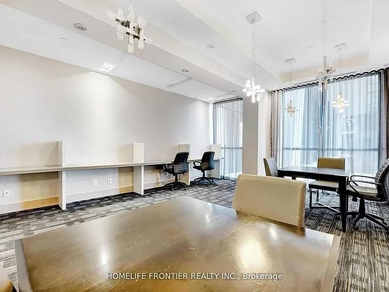 55 Eglinton Ave W #1607 — Photo 20