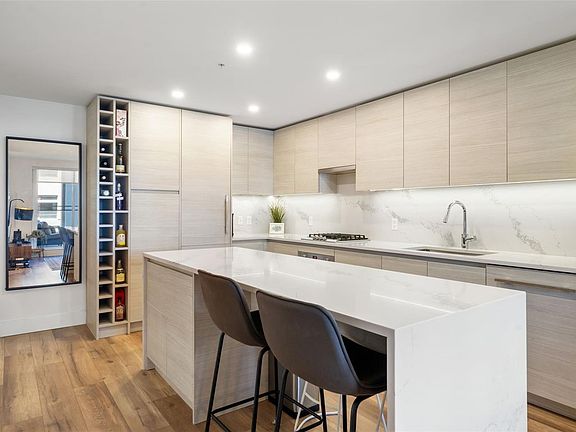 3rd image of 777 Herald St #405