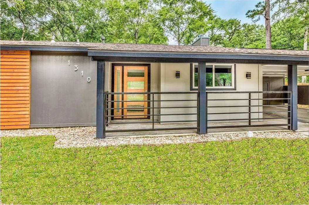 Building Photo - 1310 E Red Cedar Cir
