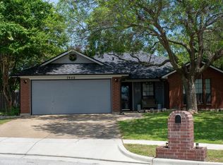 7940 Sunrise Dr, Watauga, TX 76148