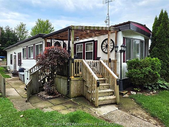 2nd image of 9480 Longwoods Rd #44