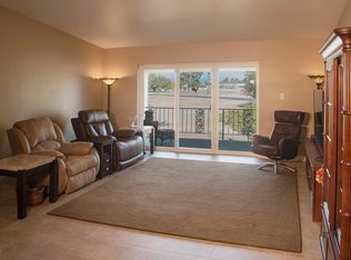 10820 N Fairway Ct E, Sun City, AZ 85351