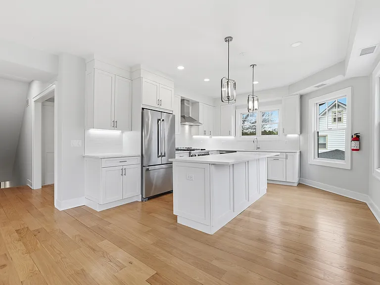 603 Springfield Ave #103 — Photo 7