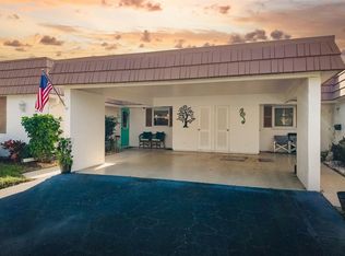 5486 Riverbluff Cir #V-24, Sarasota, FL 34231