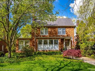 1421 Bishop Rd, Grosse Pointe Park, MI 48230