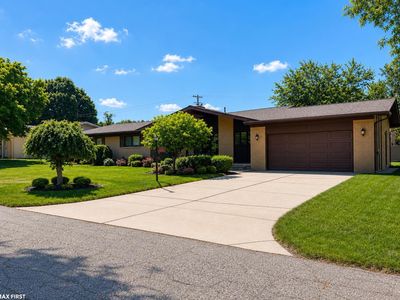 20210 Anita St, Clinton Township, MI, 48036