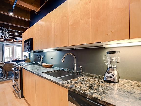 4th image of 406 Wacouta St Unit 317