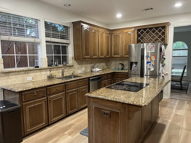 849 Shorewood Dr — Photo 5