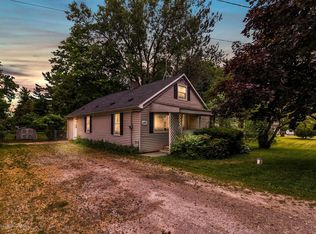 1371 Bennett Rd, Lansing, MI 48906