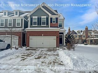 170 Montvale Ln, Bloomingdale, IL 60108