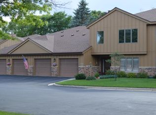 1908 Lakeview Ct SW APT 102, Rochester, MN 55902