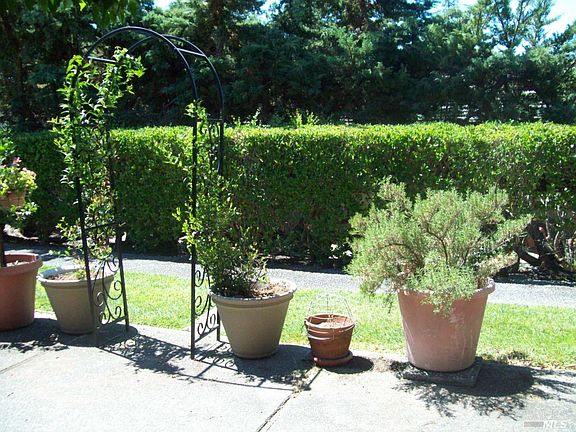 2nd image of 458 Las Casitas Court #B