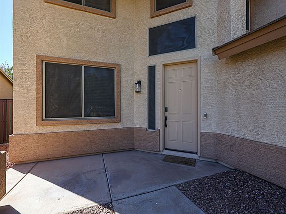 5th image of 3840 S Peden Dr