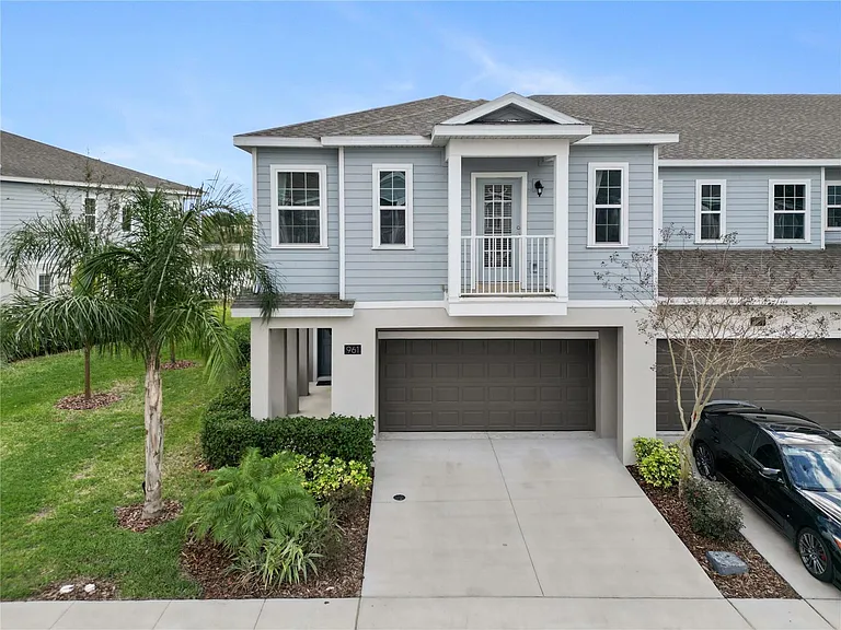 961 Grand Wildmere Cv — Photo 2