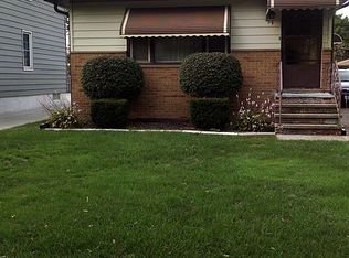 39 William St, Bedford, OH 44146