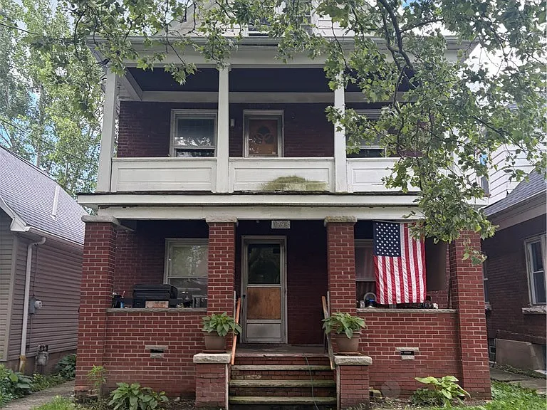 1793 Welch Ave #UPPER — Photo 1
