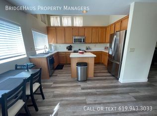 965 Tempera Ct, Oceanside, CA 92057