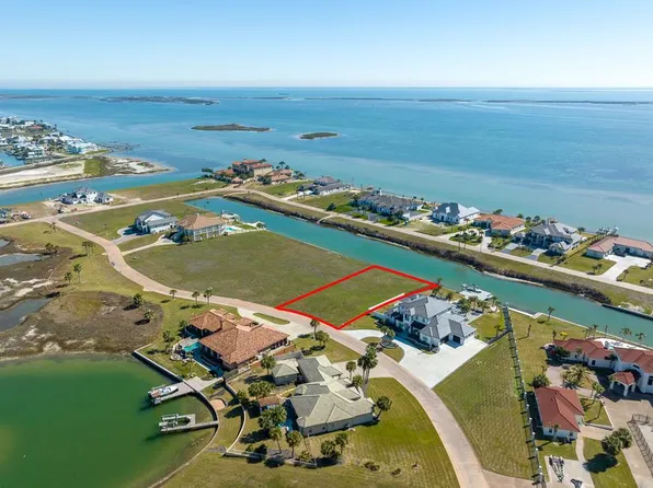 24 La Buena Vida Dr, Aransas Pass, TX 78336