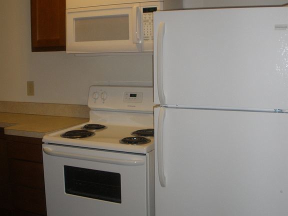 5th image of 11617 Franklin Blvd #4C
