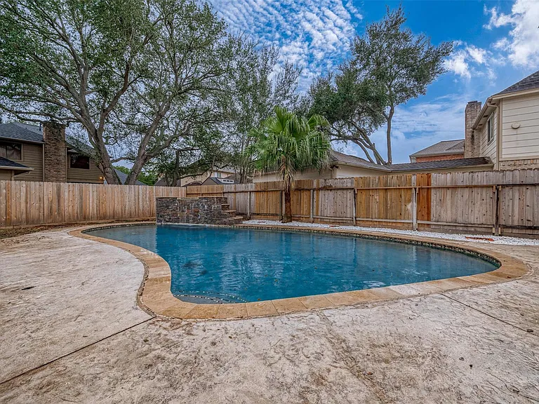 919 Mockingbird Way — Photo 39