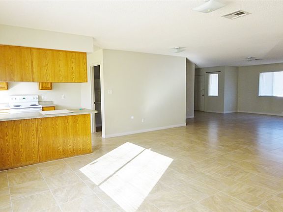 5th image of 6275 E 43rd St