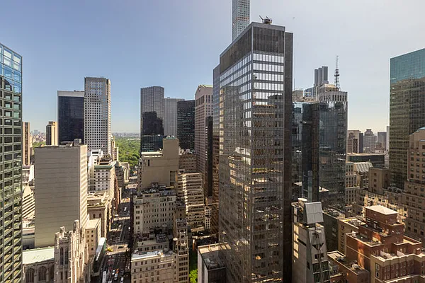 Rented by Vivaldi Real Estate | media 12