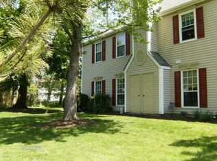 15 Sun Beau Ct, Tinton Falls, NJ 07724