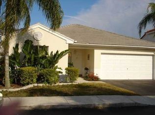 1072 NW 125th Ter, Sunrise, FL 33323