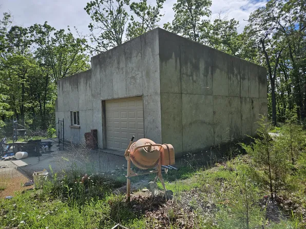 421 Thousand Oaks, Niangua, MO 65713