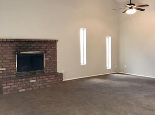 9042 N 63rd Ln, Glendale, AZ 85302
