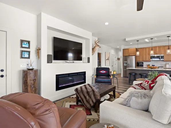 301 N 1st St Unit 4, Hamilton, MT 59840