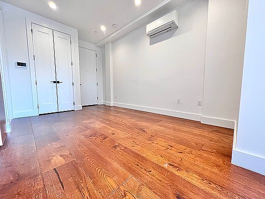 3rd image of 2112 Fulton St #3B