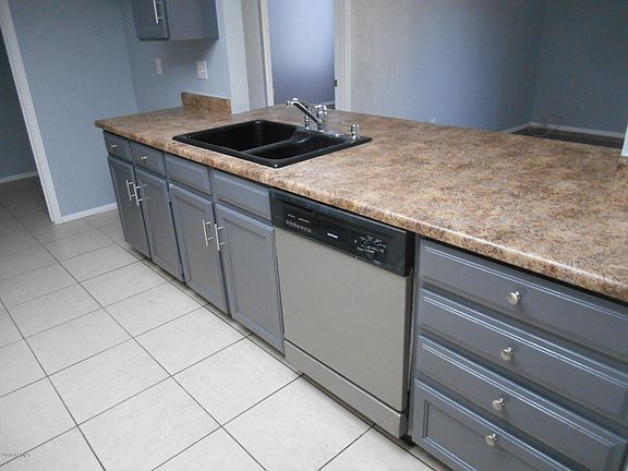 5th image of 4002 W Wood Dr