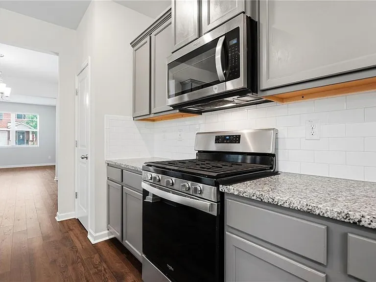 3132 Hawthorn Farm Blvd — Photo 22