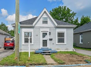 16 Webling St, Brantford, ON N3S2S7