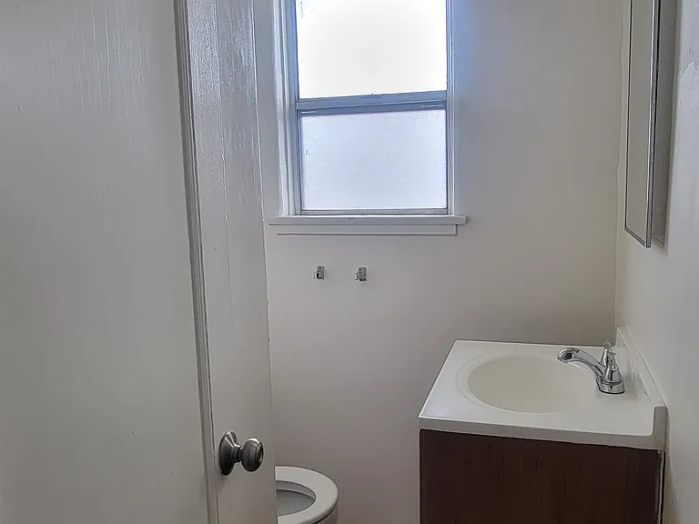 4748 E 56th St #4 — Photo 5