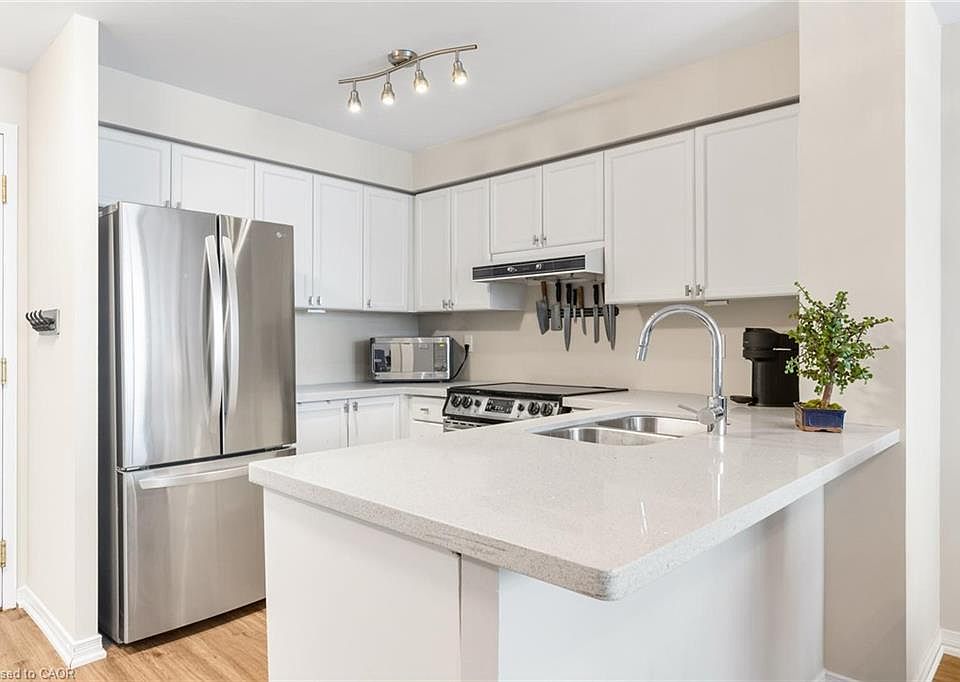 1st image of 2565 Erin Centre Blvd #Penthouse 7