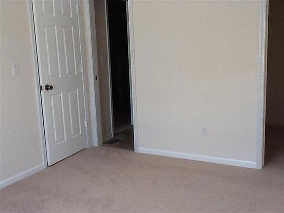 4th image of 9573 W Luebcke Ln